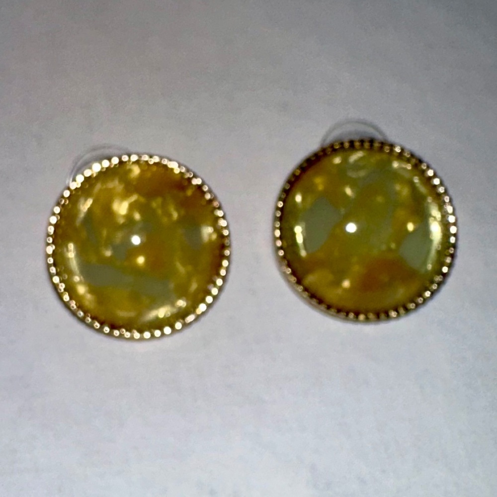 Vintage Round Earrings